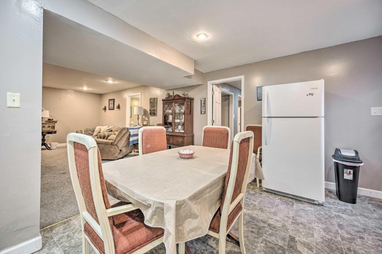 Lovely 3- Bedroom Apartment With Street Parking. Гошен Екстер'єр фото