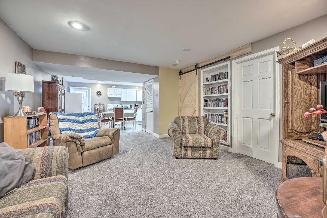 Lovely 3- Bedroom Apartment With Street Parking. Гошен Екстер'єр фото